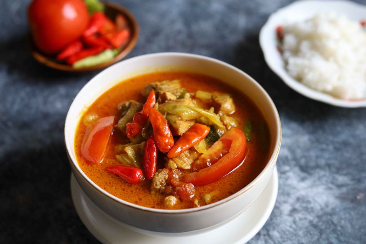 Tongseng Ayam Kampung Untuk Menu Makan Malam