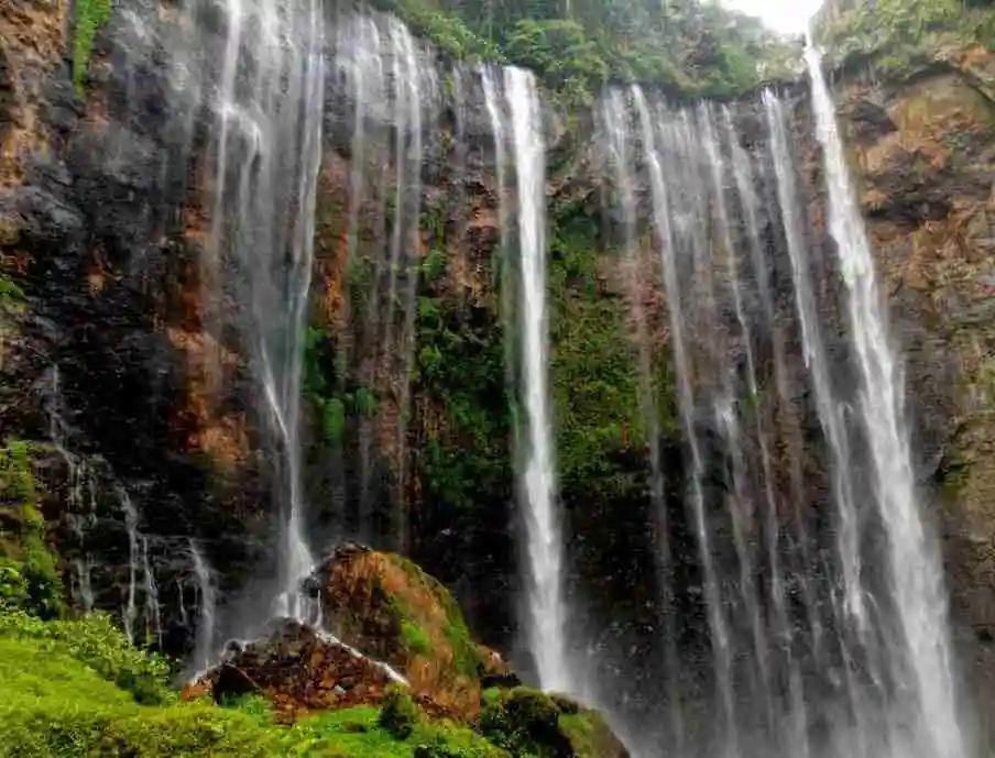 3 Coban Terindah Di Jawa, Wisatawan Wajib Kesini