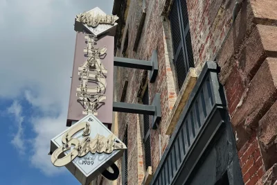 Restoran Legendaris Paula Deen Di Savannah Tiba-Tiba Ditutup