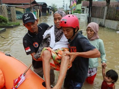 Kemenkes Kerahkan Tim Krisis Ke Lokasi Bencana Di Sumatera