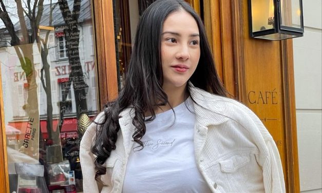 Anya Geraldine, Karier Dari Media Sosial Hingga Layar Lebar