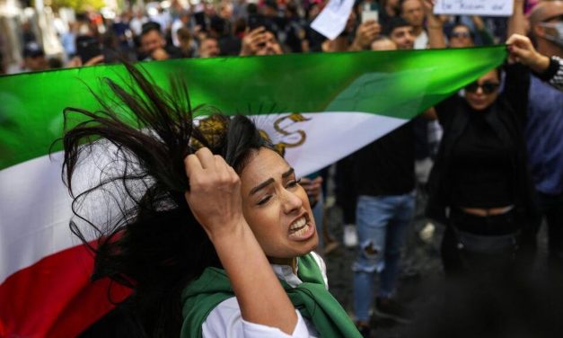 Demonstrasi Iran Meluas, Korban Yang Tewas Terus Bertambah