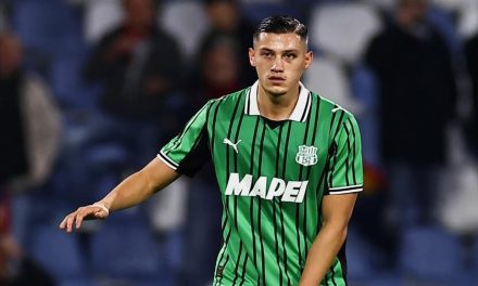 Herdman Di Sorot, Blunder Jay Idzes Jadi Perbincangan