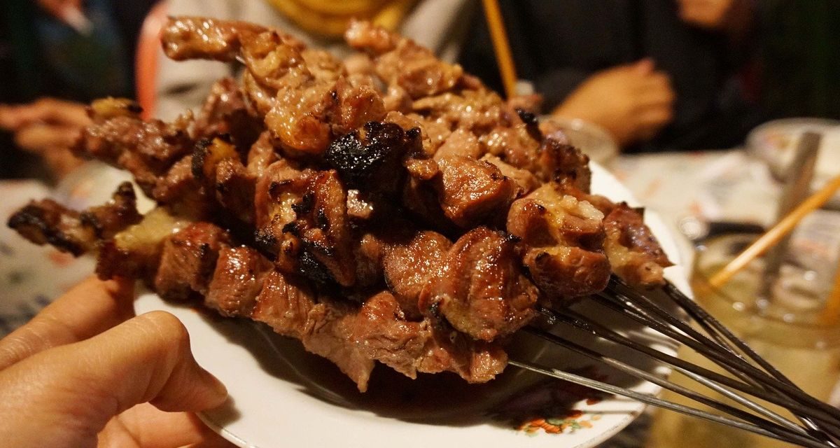 Kuliner Sate Klathak, Daging Kambing Muda Yang Empuk