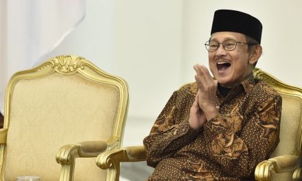 Strategi Habibie Dan Relevansinya Untuk Pemimpin Modern