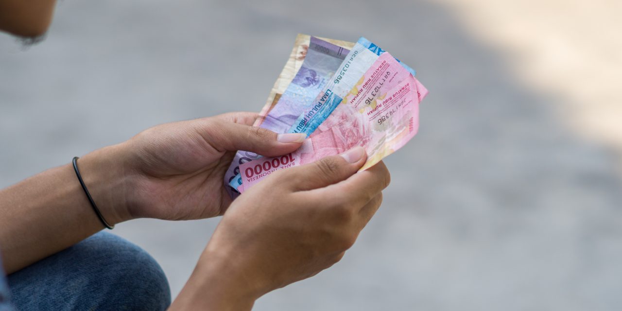 Trik Mudah Menabung Bagi Mahasiswa Yang Royal
